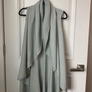 Shawl vest
